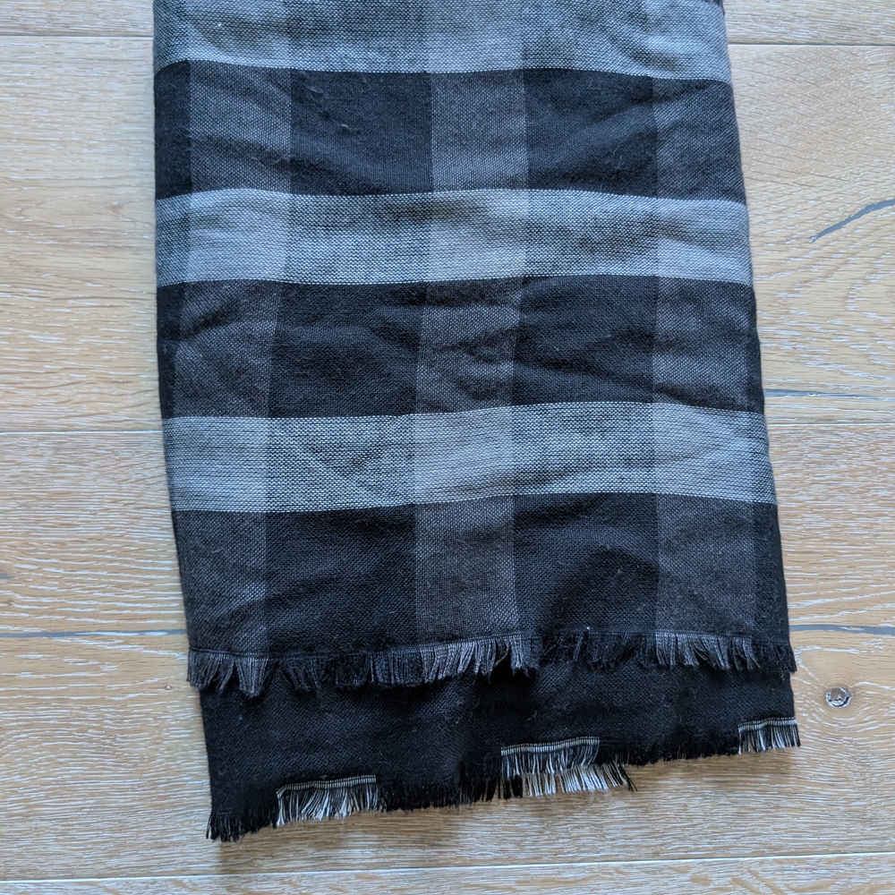 Black and Gray Plaid Fringe Scarf